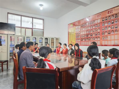 新思想潤澤心田 好家教護(hù)航未來--省委宣傳部深入推進(jìn)鄉(xiāng)村&ldquo;家長夜校&rdquo;文明實(shí)踐活動